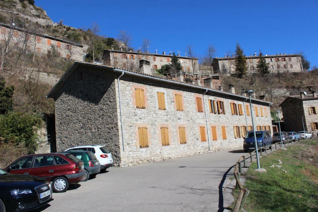Duplex Para 6 En Cercs, Berga - A 30 Mins Del Pedraforca 桑特康奈利得赛克 外观 照片