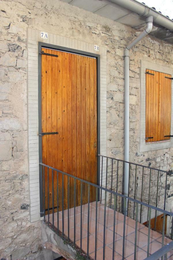 Duplex Para 6 En Cercs, Berga - A 30 Mins Del Pedraforca 桑特康奈利得赛克 外观 照片